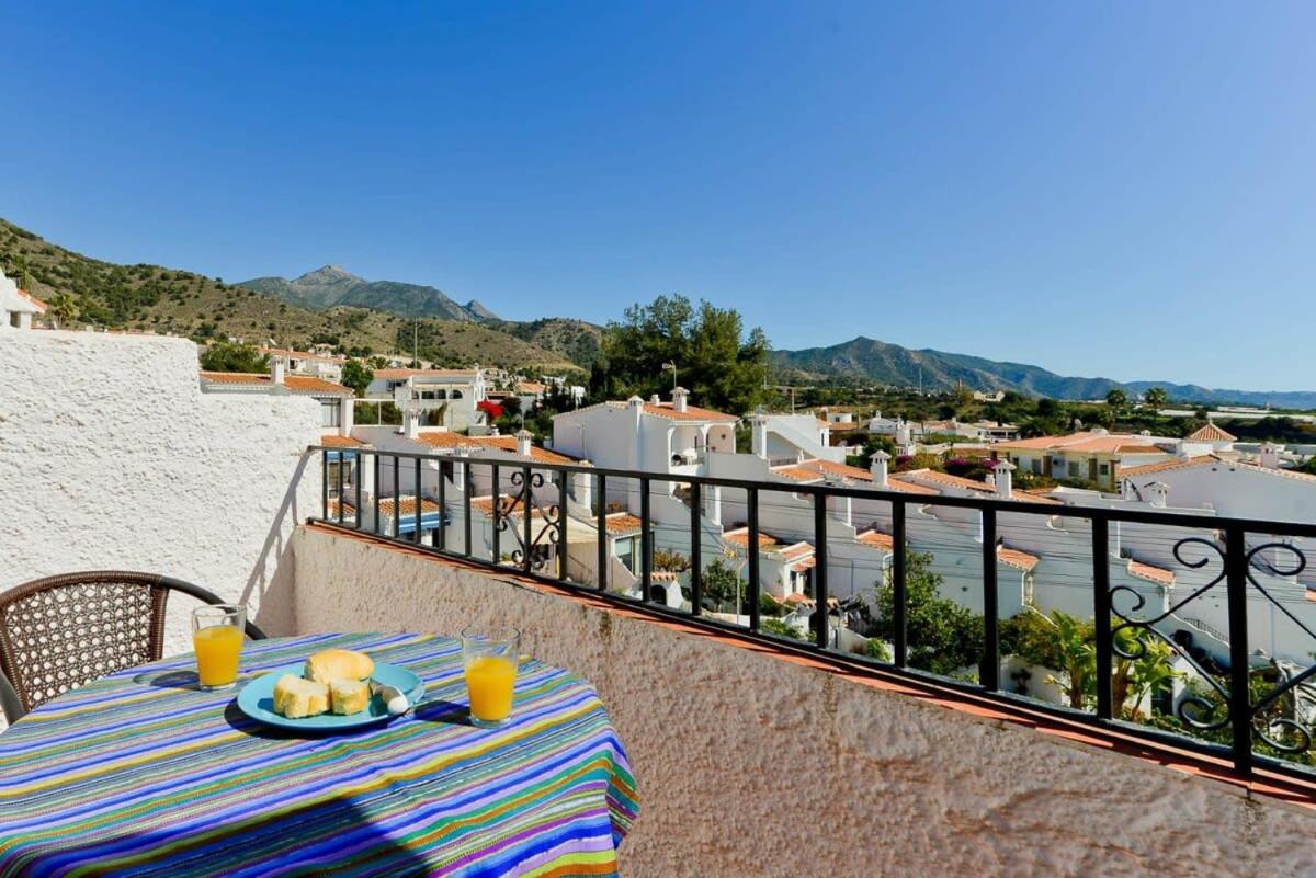 Capistrano Pueblo Apartment เนร์คา ภายนอก รูปภาพ