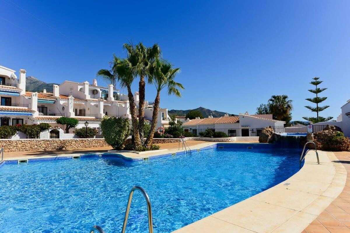 Capistrano Pueblo Apartment เนร์คา ภายนอก รูปภาพ