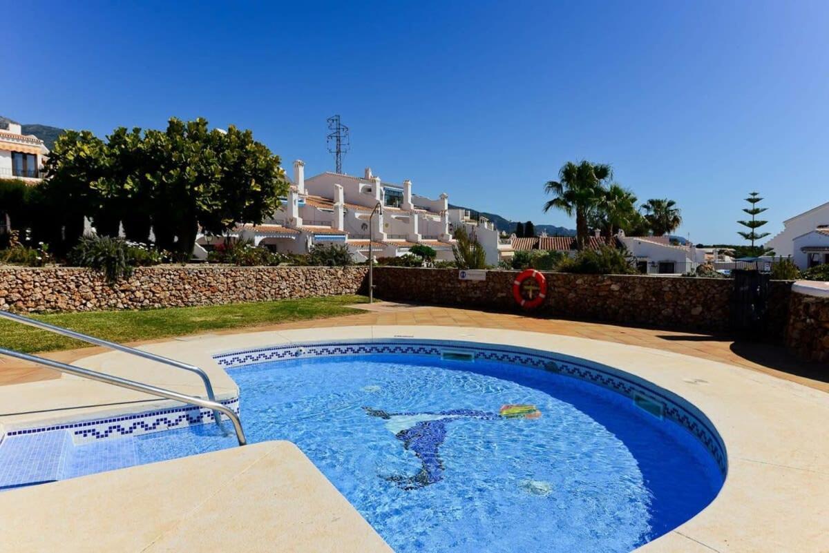 Capistrano Pueblo Apartment เนร์คา ภายนอก รูปภาพ